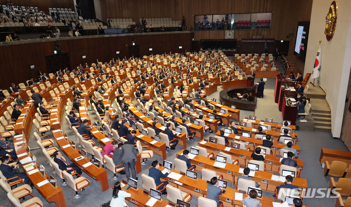 [서울=뉴시스] 권창회 기자 = 지난 7월2일 오후 서울 여의도 국회에서 제415회국회(임시회) 제4차 본회의 정치·외교·통일·안보 분야 대정부질문이 진행되고 있다. 2024.07.02. kch0523@newsis.com