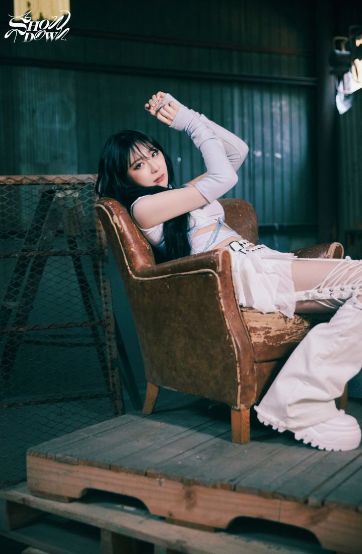 [서울=뉴시스] 이채연. (사진=RBW, WM엔터테인먼트 제공) 2024.07.03. photo@newsis.com *재판매 및 DB 금지