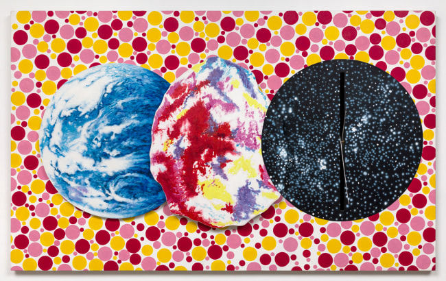 Eclipse_1991. 일식(Eclipse), 1991, Oil and acrylic on canvas and attached  shaped canvas piece, with clock mechanism and aluminum  clock hands, 122 x 198 cm © 2024 James Rosenquist, Inc. / Licensed by Artists Rights Society (ARS), NY. Used by permission. All rights reserved. Courtesy of the  Estate of James Rosenquist *재판매 및 DB 금지