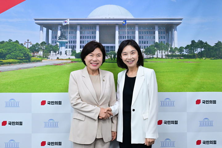 [서울=뉴시스]최호정 의장 행안위 간사 조은희 의원 면담. 2024.07.05. (사진=서울시의회 제공) *재판매 및 DB 금지