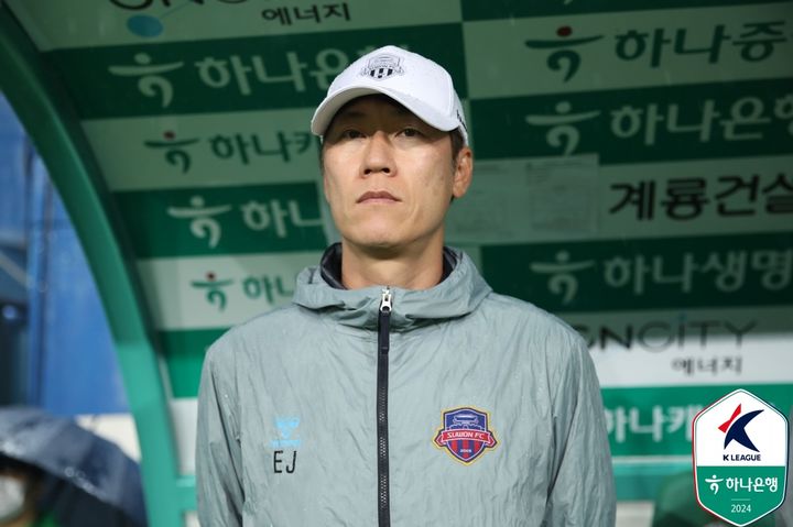 [수원=뉴시스] 프로축구 K리그1 수원FC의 김은중 감독. (사진=한국프로축구연맹 제공) *재판매 및 DB 금지