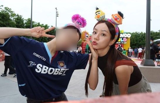 [서울=뉴시스] 그룹 '걸스데이' 출신 배우 혜리가 여동생과의 일상을 공개했다. (사진=혜리 인스타그램 캡처) 2024.07.09. photo@newsis.com *재판매 및 DB 금지