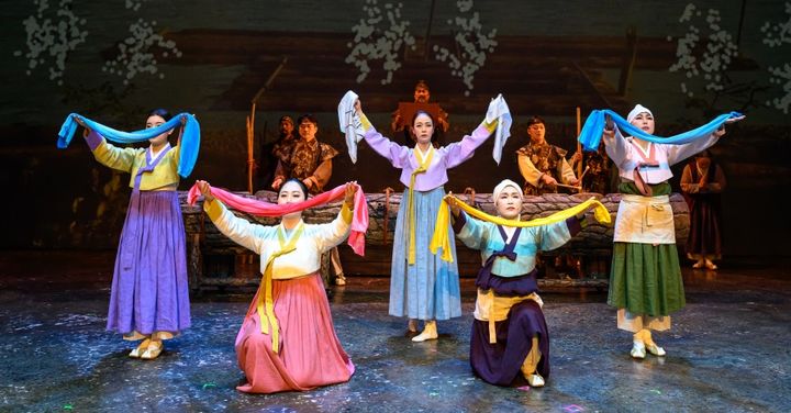 군립아리랑예술단원 뗏꾼 공연. *재판매 및 DB 금지