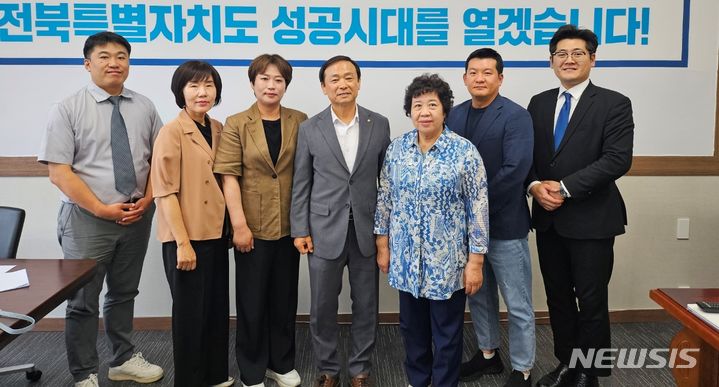 [전주=뉴시스] 더불어민주당 전북특별자치도당 선거관리위원 모습. *재판매 및 DB 금지