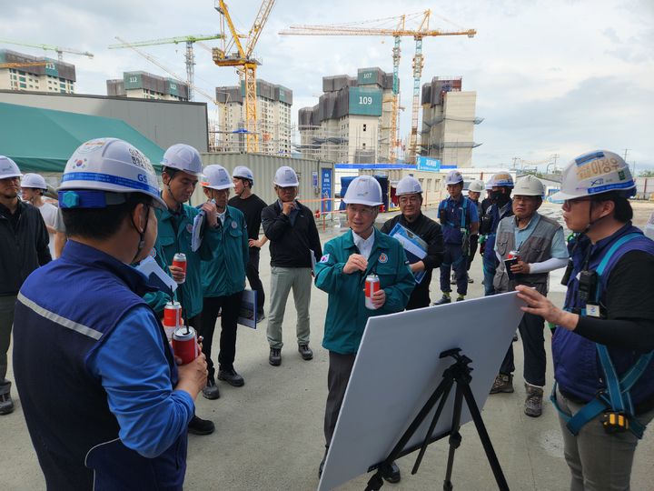 [부산소식]현장직무형 고용서비스 아카데미 수료식 등