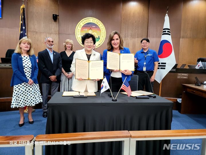 [이천=뉴시스] 이천시가 미국 캘리포니아주 산타클라라시와 우호 결연 협약을 체결했다 (사진=이천시 제공) 2024. 07. 11.photo@newsis.com *재판매 및 DB 금지
