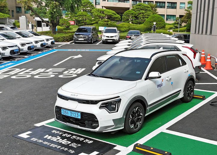 [서울=뉴시스] 기아, 전기차 공유 서비스 ‘위블 비즈’운영 지역 확대 (사진=기아) 2024.7.12 photo@newsis.com *재판매 및 DB 금지