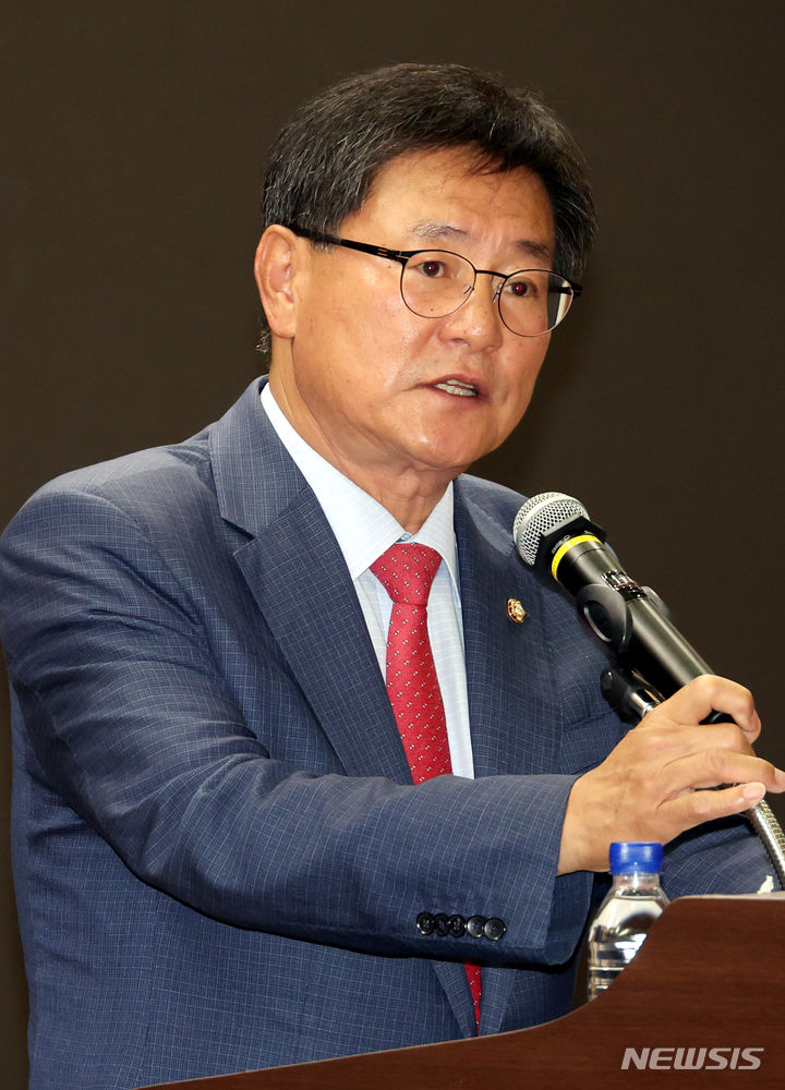 [서울=뉴시스] 조성봉 기자= 이헌승 국민의힘 의원. 2024.07.12. suncho21@newsis.com