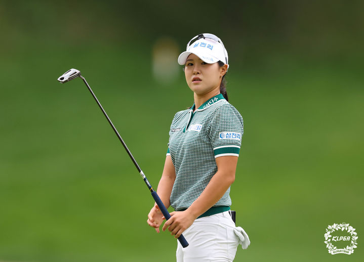 [서울=뉴시스]고지우, KLPGA 하이원리조트 여자오픈 우승. (사진=KLPGA 투어 제공)