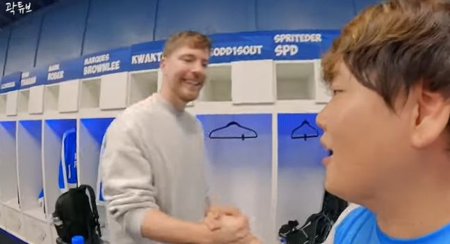 [서울=뉴시스] 200만 구독자를 보유한 여행 유튜버 '곽튜브'(본명 곽준빈)가 전 세계 구독자 수 1위 유튜버 '미스터 비스트'의 서바이벌 프로그램에 참여했다(사진= 유튜브 갈무리) *재판매 및 DB 금지