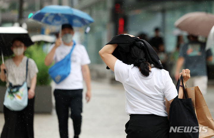 충남권 흐린 날씨 이어지며 비…모레까지 최대 100㎜