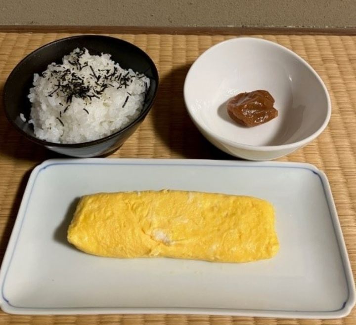 [서울=뉴시스] 20여년간 식비를 아껴가며 약 9300만엔(약 8억1300만원)을 모아 화제가 됐던 일본 남성이 최근 근검절약의 삶을 후회한다고 밝혔다. (사진=X) *재판매 및 DB 금지