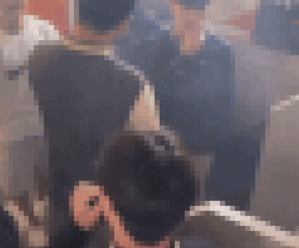 [서울=뉴시스] 최근 한 SNS 채널에 대구의 한 사립고등학교 화장실에서 촬영된 영상이 올라왔다. (사진=SNS 갈무리) *재판매 및 DB 금지