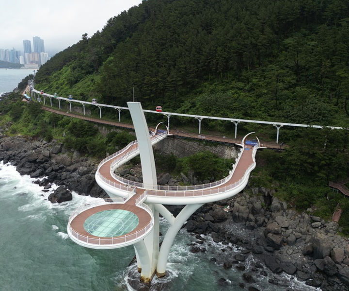 [부산=뉴시스] 부산 해운대구 해월전망대. (사진=해운대구 제공) 2024.07.19. photo@newsis.com *재판매 및 DB 금지