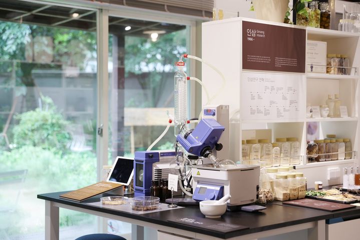 아모레퍼시픽 '뷰티 과학자의 집' 내 '스킨 뷰티랩' 모습(사진=아모레퍼시픽 제공) *재판매 및 DB 금지