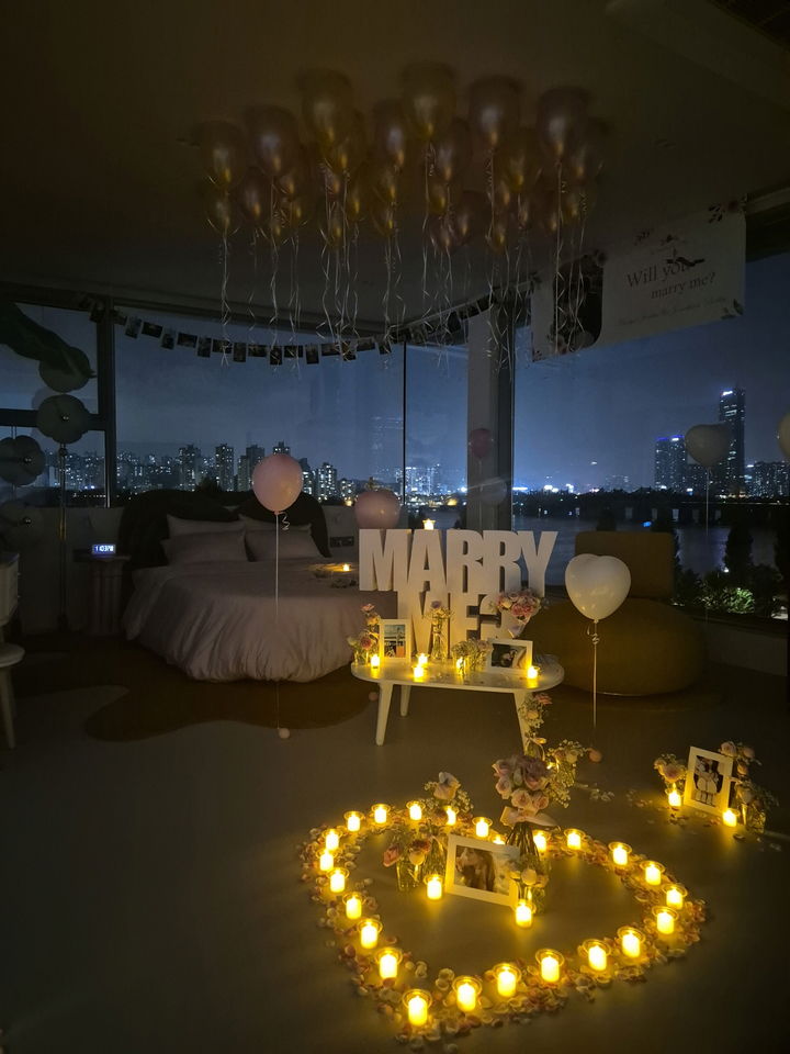 [서울=뉴시스]스카이스위트 연출 사진. 2024.07.21. (사진=서울시·에어비앤비 제공) *재판매 및 DB 금지