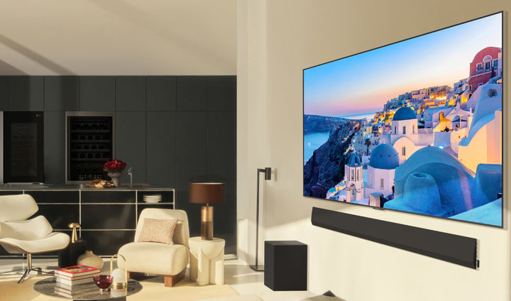 [서울=뉴시스]공감지능 TV 'LG 올레드 에보'가 전 세계 14개국 소비자 매체에서 최고 평가를 휩쓸었다. 한층 더 강화된 AI 화질·음질 엔진인 ‘알파11 AI 프로세서’를 적용한 2024년형 LG 올레드 에보(G4). (사진=LG전자) 2024.07.21 photo@newsis.com *재판매 및 DB 금지