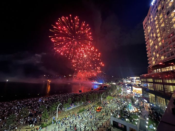 Ulsan Joseon Ocean Festival on the Il-sanseo Beach grounds
