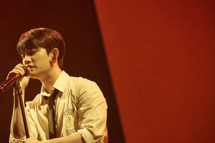 일본 콘서트 마친 도경수 "공연 여운 오래 가길 바란다"