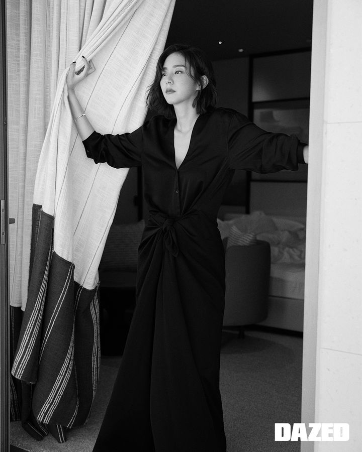 [서울=뉴시스] 유이. (사진=데이즈드 제공) 2024.07.23. photo@newsis.com *재판매 및 DB 금지