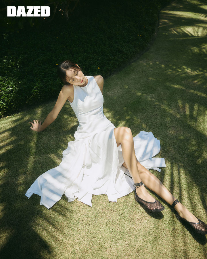 [서울=뉴시스] 유이. (사진=데이즈드 제공) 2024.07.23. photo@newsis.com *재판매 및 DB 금지