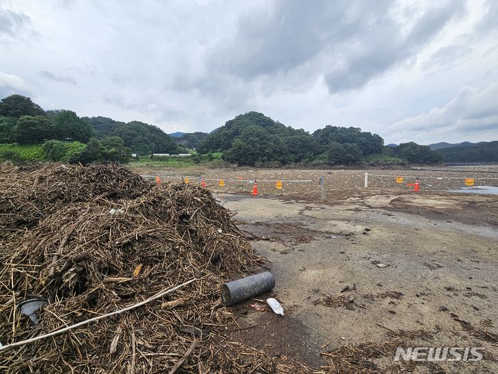 [청주소식]대청호 유입 쓰레기 11월까지 30t 수거 등