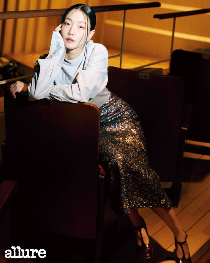 [서울=뉴시스] 김신록. (사진=매거진 '얼루어 코리아' 제공) 2024.07.24. photo@newsis.com&nbsp; *재판매 및 DB 금지