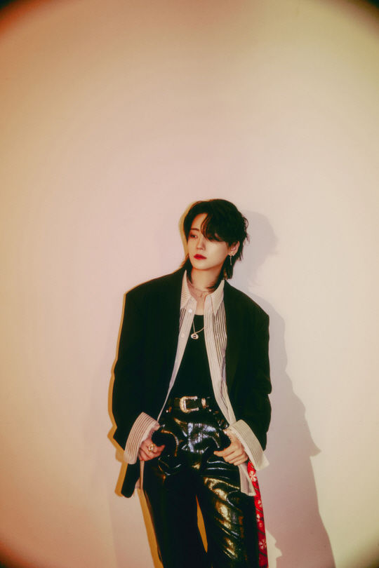 [서울=뉴시스] 밴드 '터치드'(TOUCHED)의 보컬 윤민. (사진=모스트콘텐츠 제공) 2024.07.24 photo@newsis.com *재판매 및 DB 금지