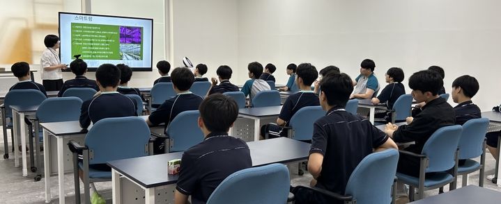 스마트팜 견학. *재판매 및 DB 금지