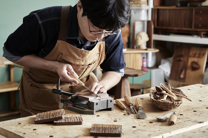 [서울=뉴시스] '리바트 공방'에 입점한 '호작담' 공방 사진. 2024.07.29. (사진=현대리바트 제공)  *재판매 및 DB 금지