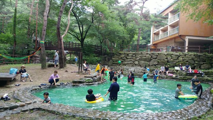 충북 괴산 조령산자연휴양림 물놀이장. *재판매 및 DB 금지