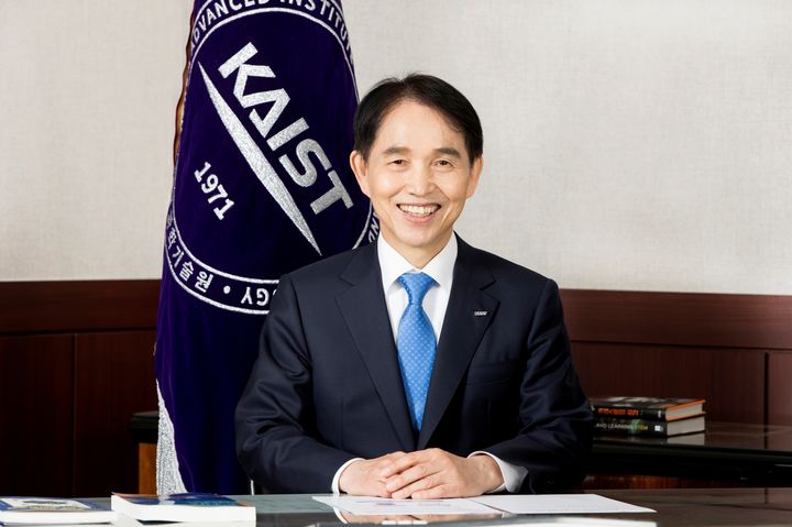 [대전=뉴시스] 이광형 KAIST 총장.(사진=KAIST 제공) *재판매 및 DB 금지