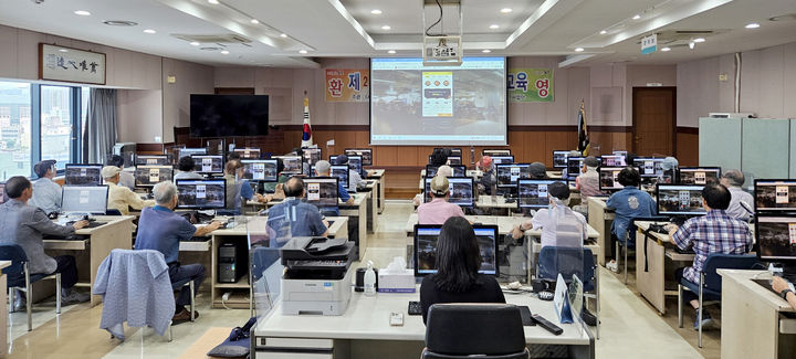 [광주=뉴시스] 광주시 상설 디지털 배움터 운영. (사진=광주시청 제공). photo@newsis.com *재판매 및 DB 금지