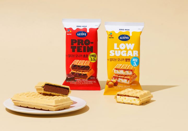 '얼티브 모나카 밤맛·초코' 모습.(사진=CJ제일제당 제공) *재판매 및 DB 금지