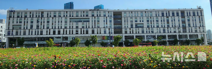 [세종=뉴시스] 강종민 기자 = 세종시 어진동 중소벤처기업부 전경. 2025.06.24. ppkjm@newsis.com