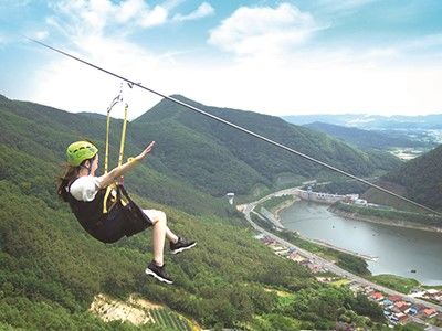 [대전=뉴시스]보현산댐 짚와이어. 2024. 08. 02 *재판매 및 DB 금지