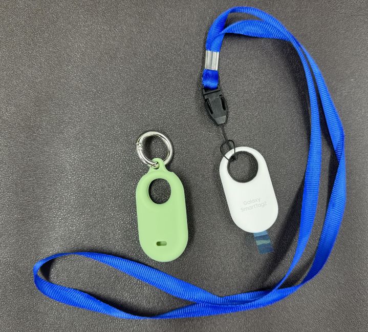 [청양=뉴시스] 치매환자 스마트태크형 배회감지기.&nbsp; *재판매 및 DB 금지