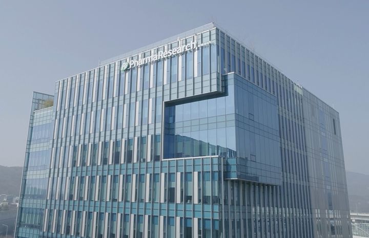 파마리서치, '리쥬란·코스메틱' 해외 확장 가속 - 뉴스 썸네일 이미지