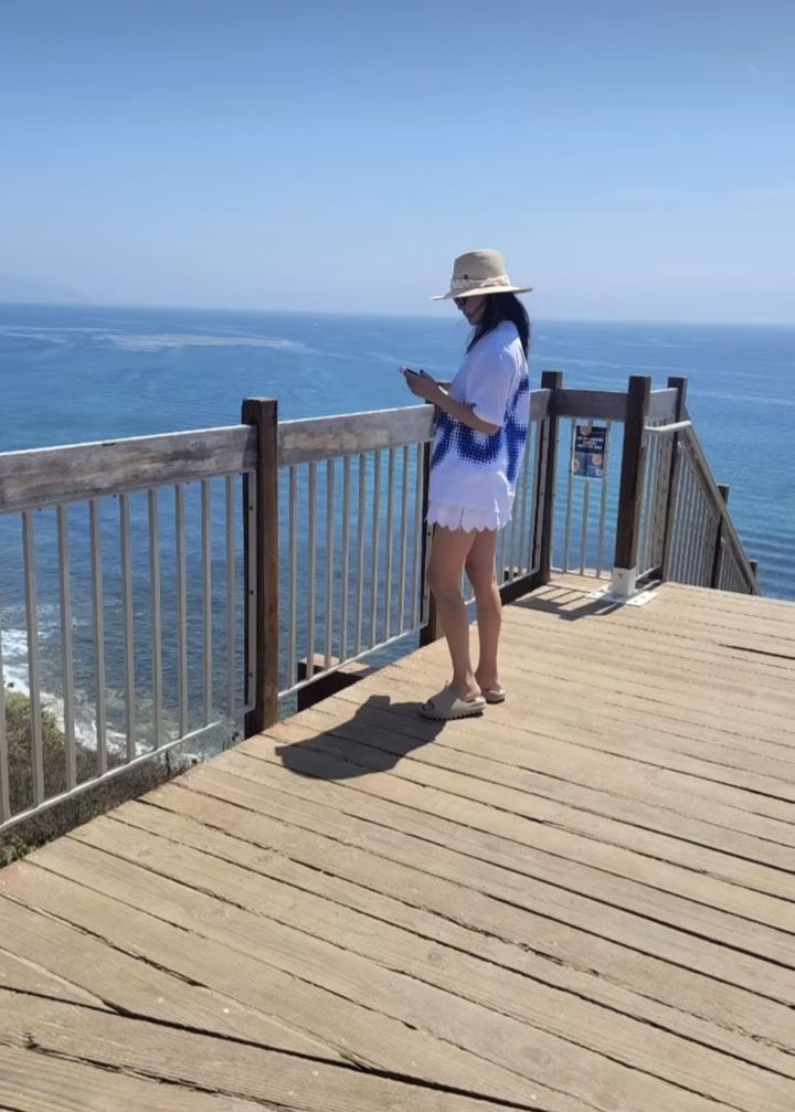 [서울=뉴시스] 김희선. (사진=김희선 인스타그램 캡처) 2024.08.12. photo@newsis.com *재판매 및 DB 금지