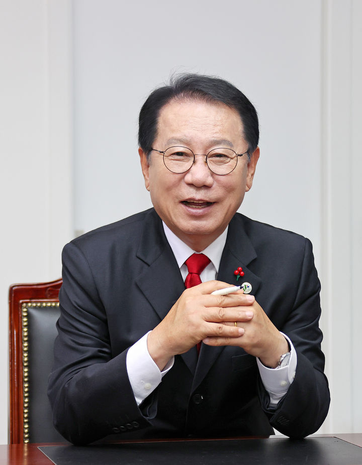 [괴산=뉴시스] 송인헌 괴산군수 (사진=괴산군 제공) *재판매 및 DB 금지