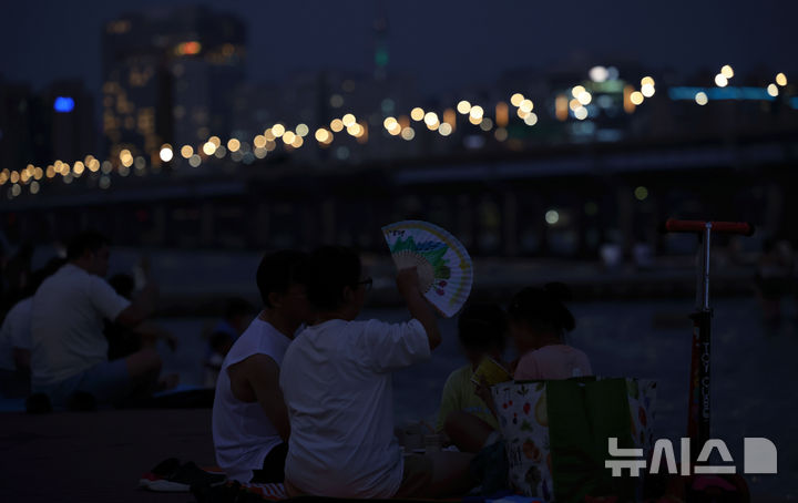 밤에도 식지 않는 더위…청주 올해 20번째 열대야