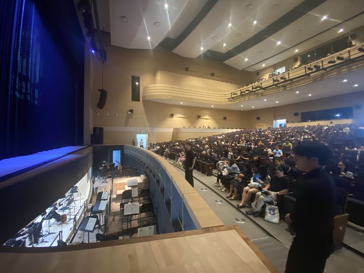 강릉아트센터 무대 모습. 강릉시 제공 *재판매 및 DB 금지