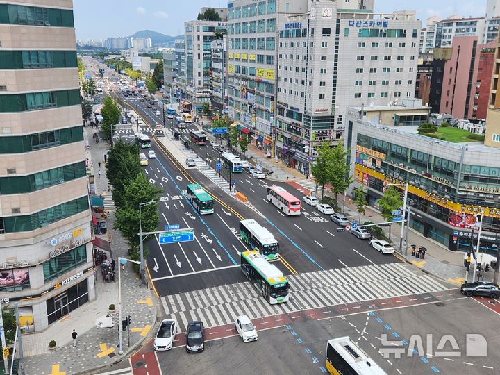 [의정부=뉴시스] 대화역 중앙버스전용차로 개통 전경. (사진=LH 경기북부지역본부 제공) 2024.08.14 photo@newsis.com