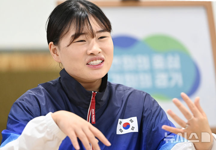 [화성=뉴시스] 김종택 기자 = 2024 파리 올림픽 사격 은메달리스트 금지현(경기도청)이 지난해 8월16일 경기도 화성시 양감면 경기도사격테마파크에서 뉴시스와 인터뷰를 하고 있다. 2024.08.16. jtk@newsis.com