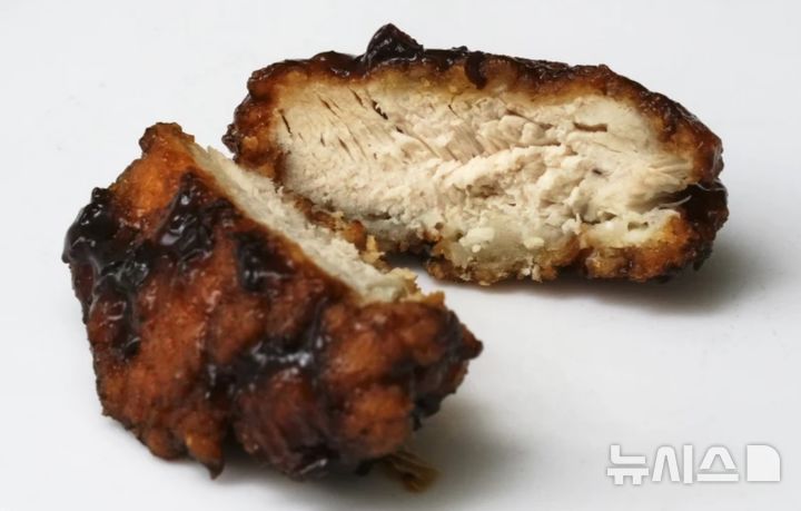 순살치킨 먹다 목에 뼈 걸렸는데…美법원 "식당 잘못 없다"