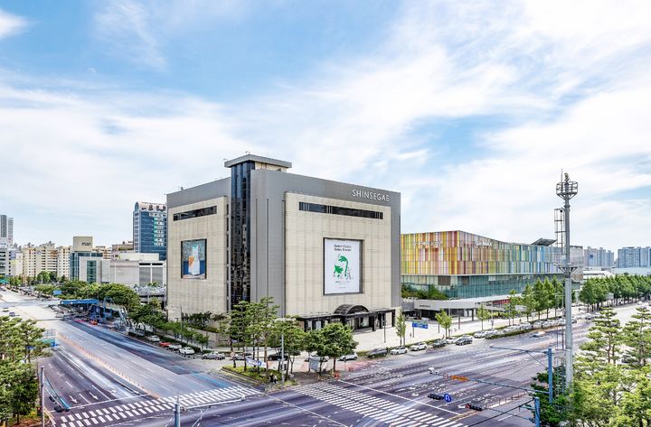 [광주=뉴시스] 개점 29주년 앞둔 광주신세계 전경. (이미지=광주신세계 제공) photo@newsis.com *재판매 및 DB 금지