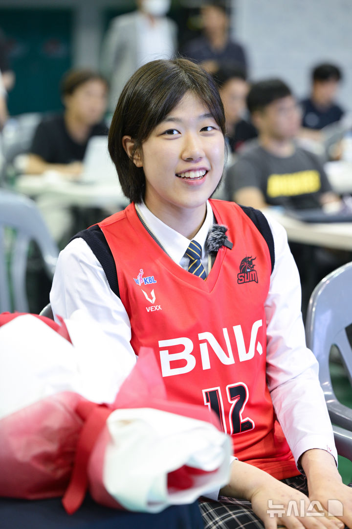 [부천=뉴시스] 2024~2025 한국여자농구연맹(WKBL) 신인선수 드래프트 2순위로 부산 BNK의 지명을 받은 김도연. (사진=WKBL 제공) 