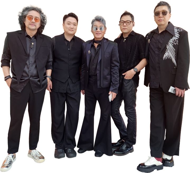 [서울=뉴시스] 사랑과 평화. (사진 = 비전 엔터테인먼트 제공) 2024.08.20. photo@newsis.com *재판매 및 DB 금지