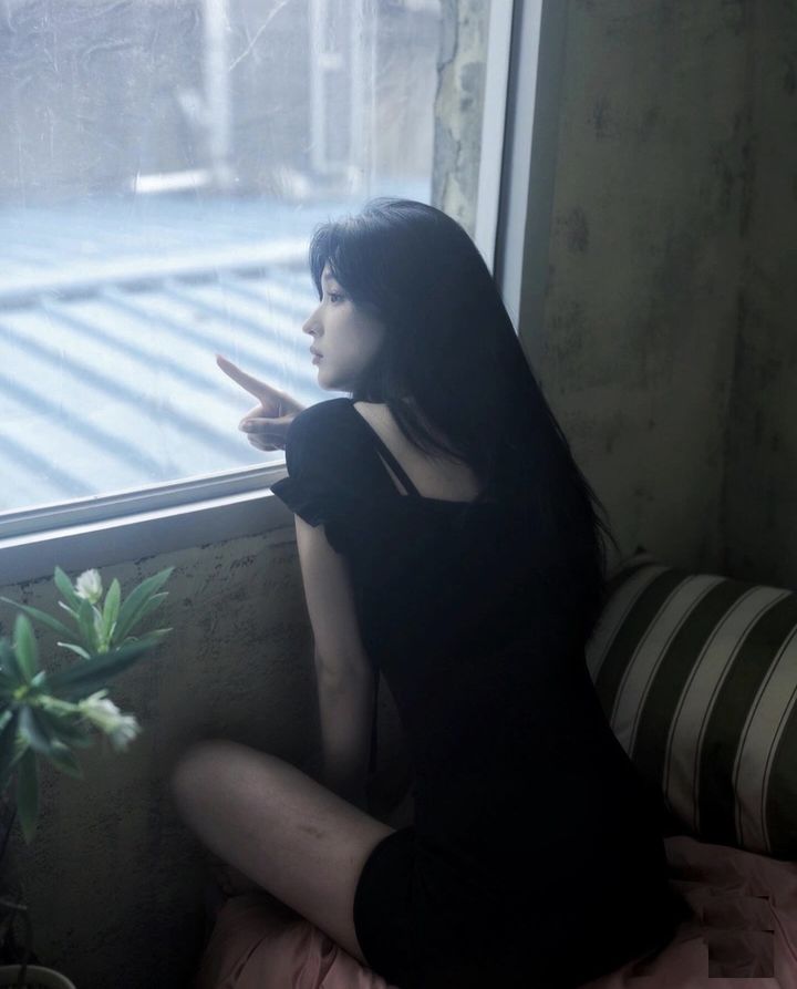 [서울=뉴시스] 율희. (사진=율희 인스타그램 캡처) 2024.08.21. photo@newsis.com *재판매 및 DB 금지