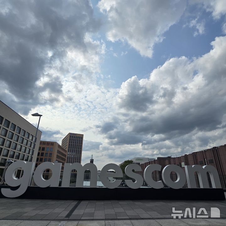 [독일(쾰른)=뉴시스] 오동현 기자 = 세계 최대 게임 전시회 '게임스컴 2024'가 독일 쾰른에서 21일부터 25일까지 나흘 간 개최된다. odong85@newsis.com